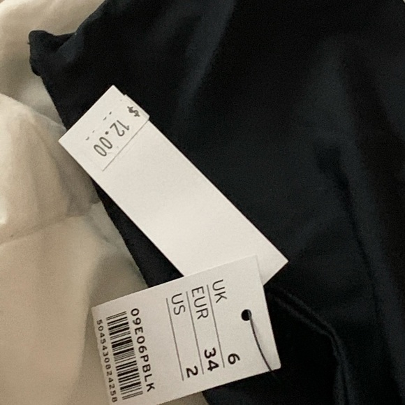 SOLD❗️2/$10 NWT Topshop Black Bandeau bra! - Picture 2 of 5